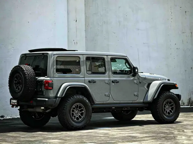 Jeep Wrangler — Фото автомобиля 6
