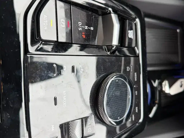 BMW 5 Series — Фото автомобиля 9