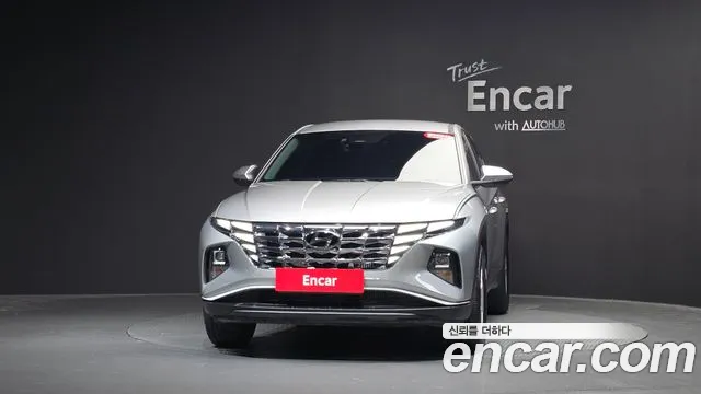 Hyundai Tucson Tucson (NX4) Дизель 2.0 2WD — Фото автомобиля 3