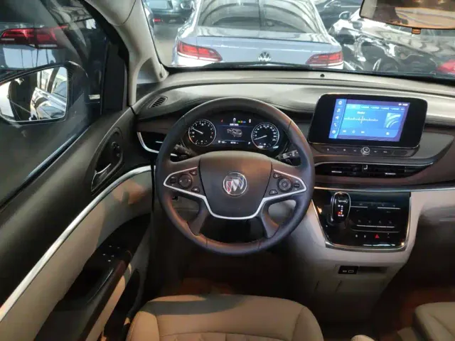 Buick GL8 — Фото автомобиля 6