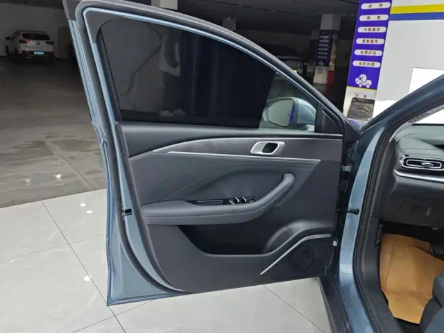 Geely Galaxy Stellar 6 — Фото автомобиля 7