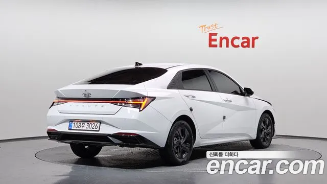 Hyundai AVANTE Avante (CN7) — Фото автомобиля 2