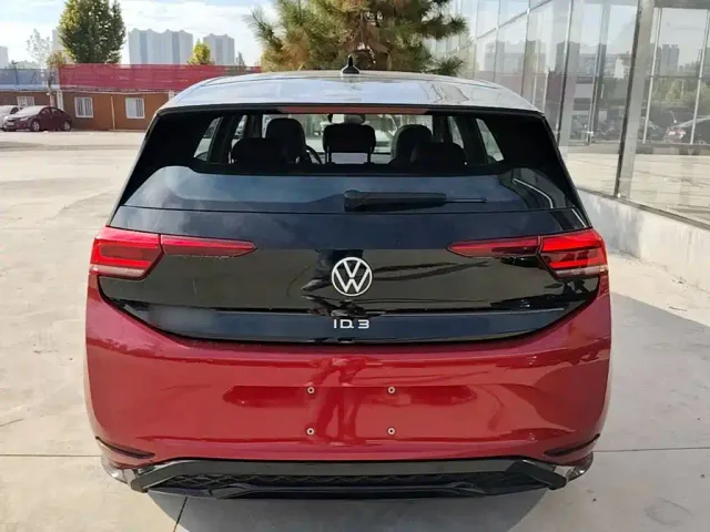 Volkswagen ID.3 — Фото автомобиля 5