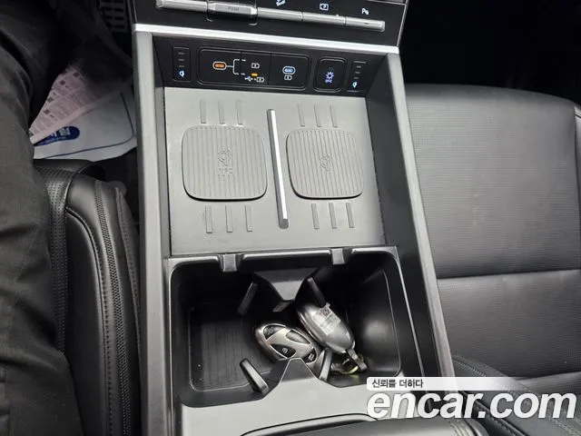 Hyundai Santa Fe — Фото автомобиля 12