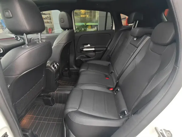Mercedes-Benz GLA-Class — Фото автомобиля 6