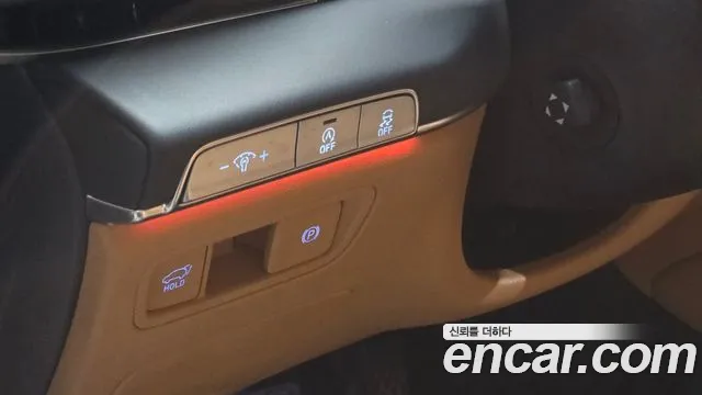 Genesis GV80 — Фото автомобиля 30