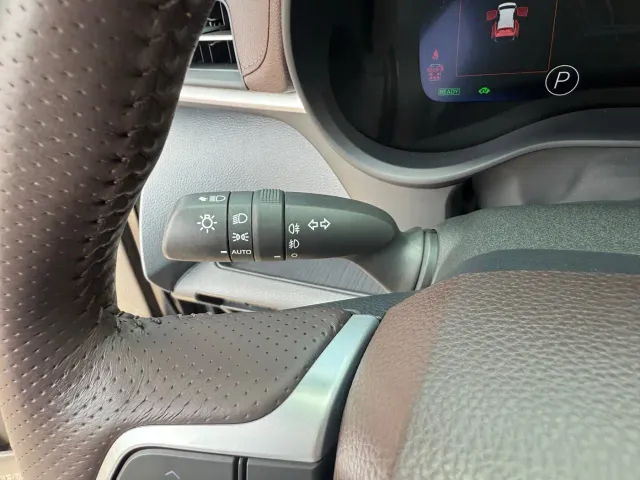Toyota Sienna — Фото автомобиля 19