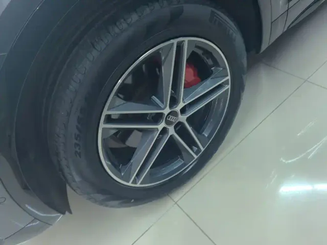 Audi Audi Q5L Sportback 2022 Facelift 40 TFSI Fashion Style — Фото автомобиля 22
