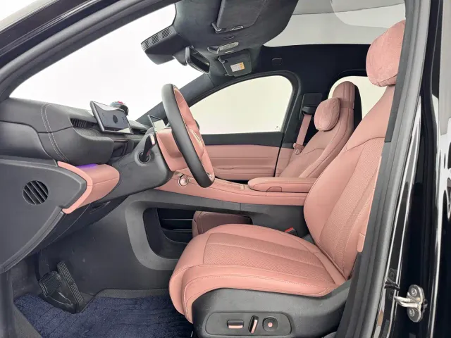 Nio EC6 — Фото автомобиля 7