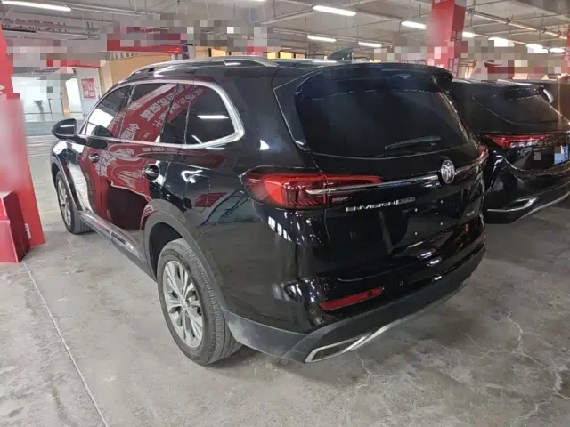 Buick Envision Plus — Фото автомобиля 4