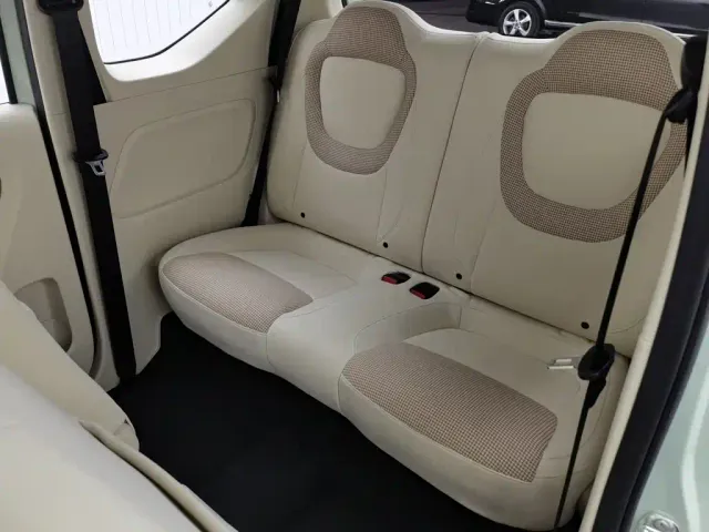 Wuling Hongguang Mini EV — Фото автомобиля 15