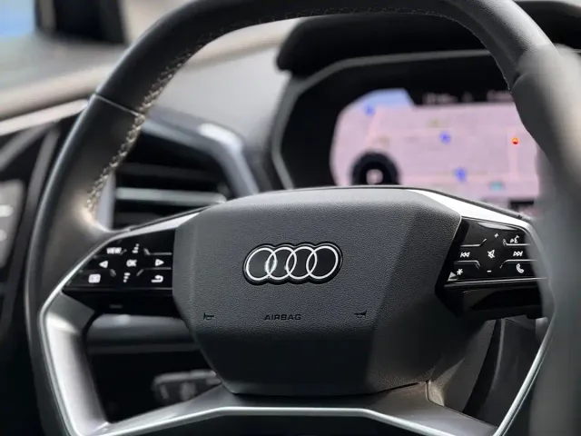 Audi Q4 e-tron — Фото автомобиля 5