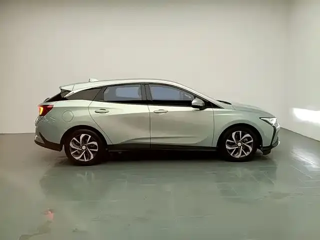 Buick Velite 6 — Фото автомобиля 8