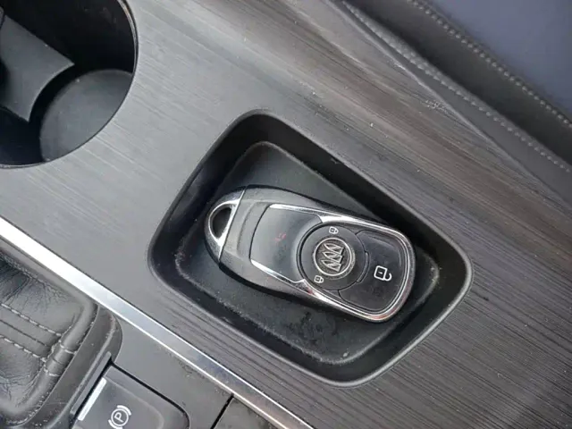 Buick Velite 6 — Фото автомобиля 8