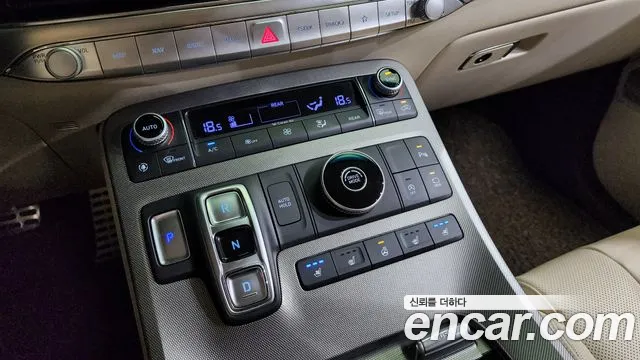 Hyundai Palisade Palisade Дизель 2.2 2WD — Фото автомобиля 9