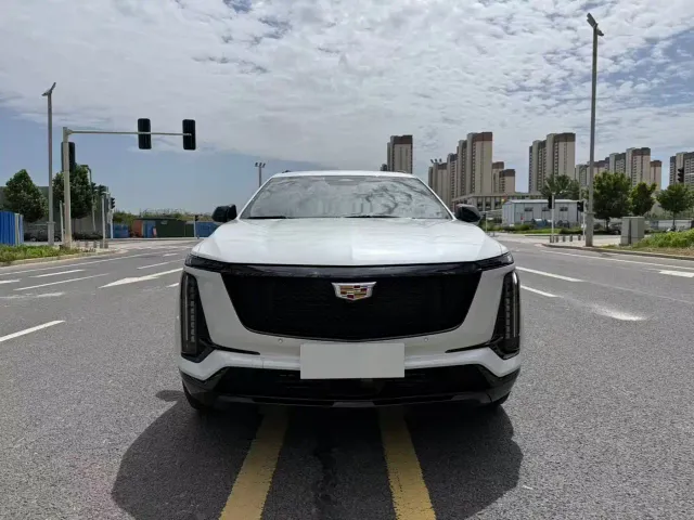 Cadillac XT5 — Фото автомобиля 2
