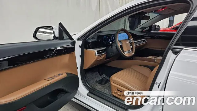 Hyundai Grandeur GN7 — Фото автомобиля 15