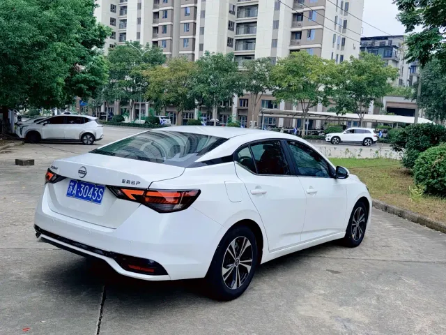 Nissan Sylphy — Фото автомобиля 4