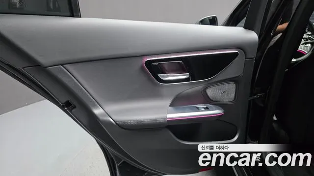 Mercedes-Benz C-Class — Фото автомобиля 24