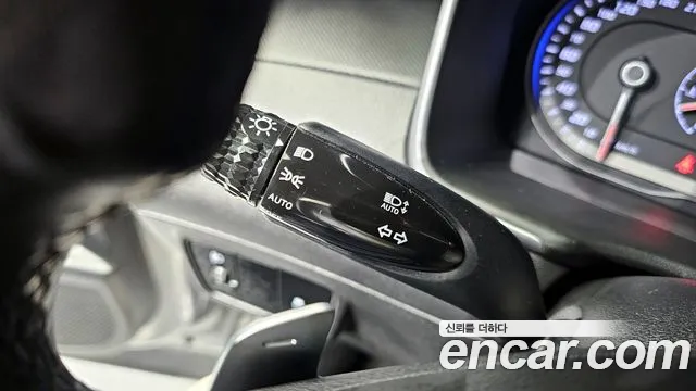 Hyundai Tucson Tucson (NX4) Дизель 2.0 2WD — Фото автомобиля 16