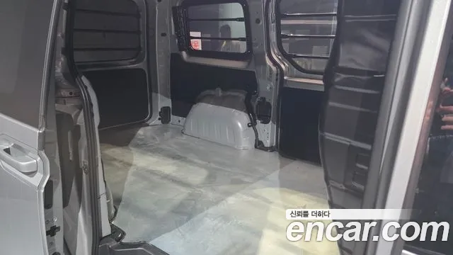 Hyundai Staria Staria Карго 3 места — Фото автомобиля 11