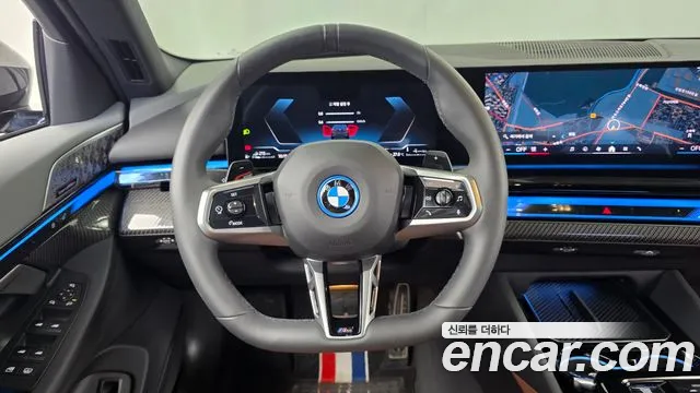 BMW 5 Series G60 — Фото автомобиля 13