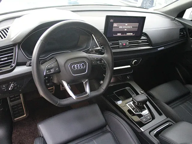 Audi Audi Q5L 2024 Model 40 TFSI Luxury Dynamic — Фото автомобиля 6
