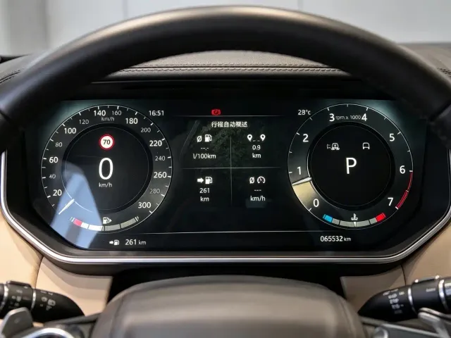 Land Rover Range Rover Sport — Фото автомобиля 4