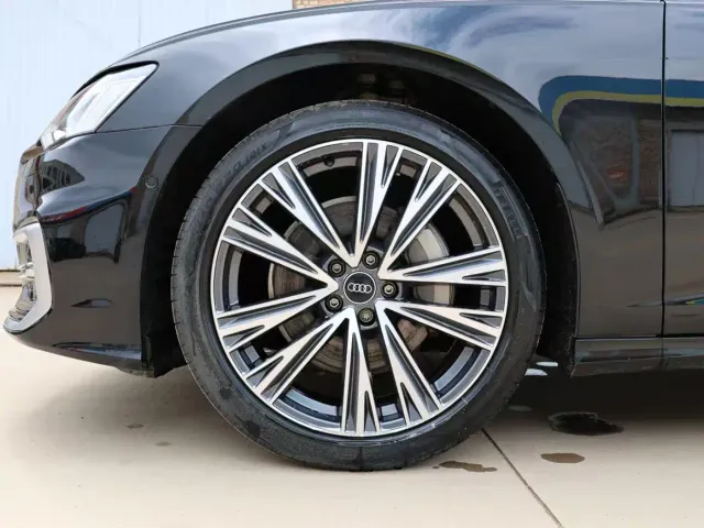 Audi A6L — Фото автомобиля 4