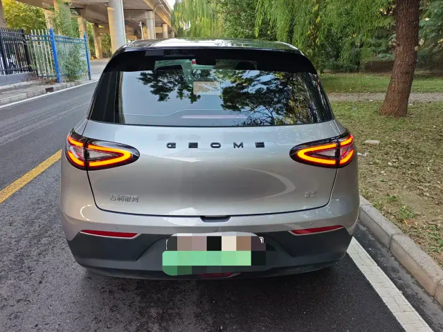 Geely Starry Wish — Фото автомобиля 5