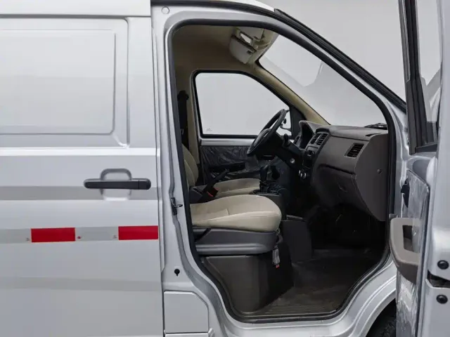 Wuling Rongguang S — Фото автомобиля 23