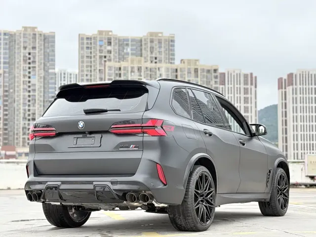 BMW X5 M — Фото автомобиля 11