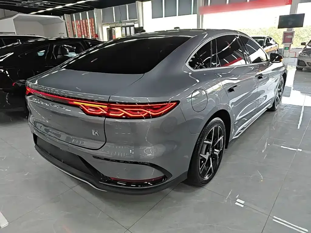 BYD Han 2024 EV Glory Edition 605KM FWD Premium — Фото автомобиля 4