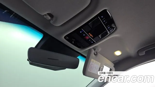 Hyundai Grandeur Grandeur (GN7) 3.5 Бензин 4WD — Фото автомобиля 24
