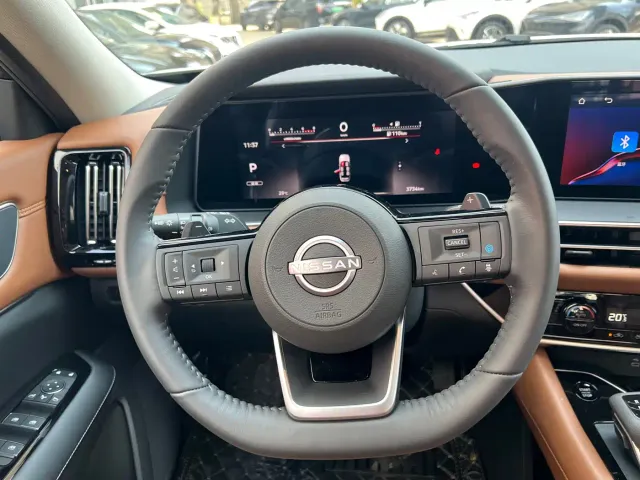 Nissan Terra — Фото автомобиля 8