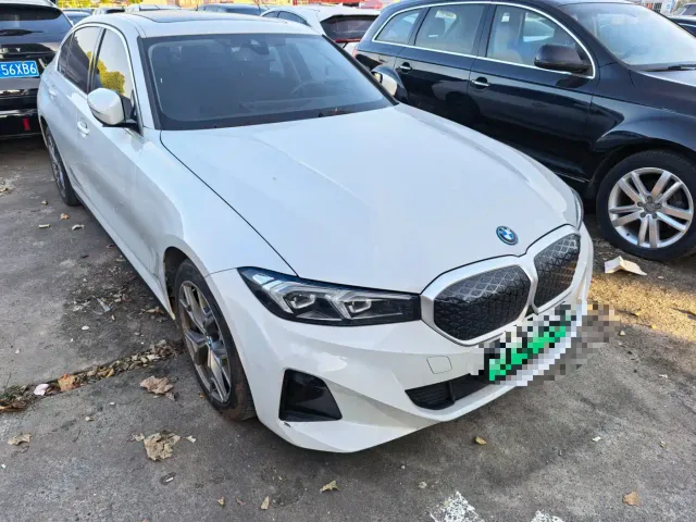 BMW i3 — Фото автомобиля 4