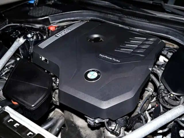 BMW 5 Series — Фото автомобиля 13