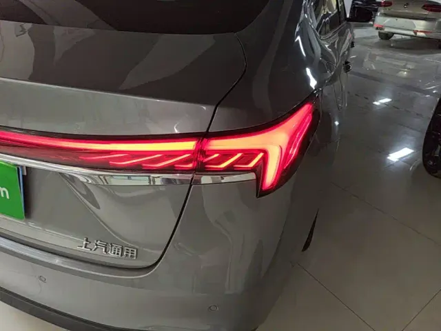 Buick LaCrosse — Фото автомобиля 7