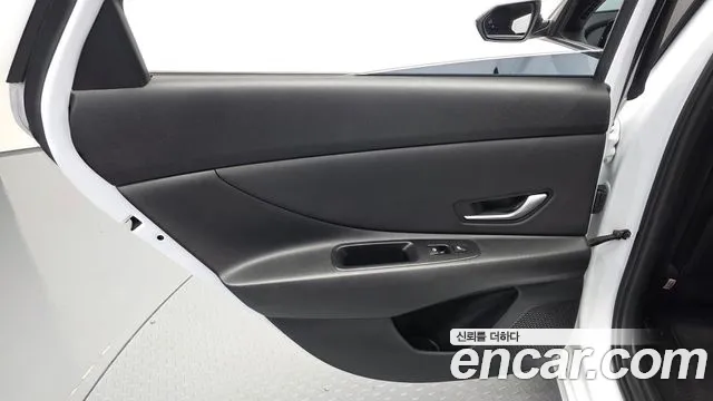 Hyundai AVANTE Avante (CN7) — Фото автомобиля 25
