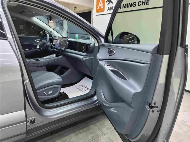 BYD Sealion 06 — Фото автомобиля 14