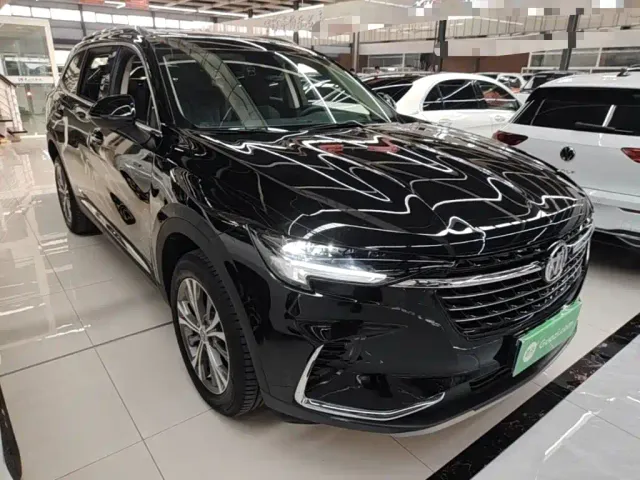Buick Envision Plus — Фото автомобиля 3