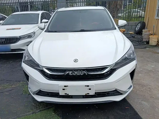Dongfeng Yixuan — Фото автомобиля 2
