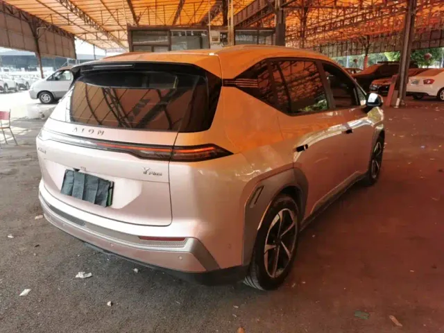 GAC Aion Y — Фото автомобиля 6