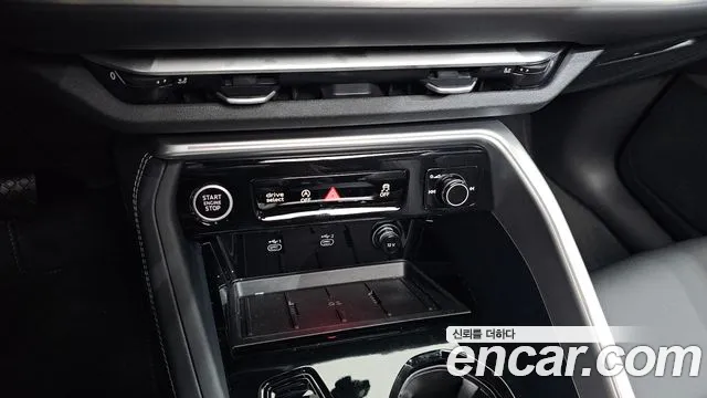 Audi Q5 40 TFSI quattro Sportback S Line — Фото автомобиля 29