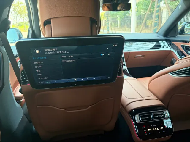 Mercedes-Benz S-Class — Фото автомобиля 9