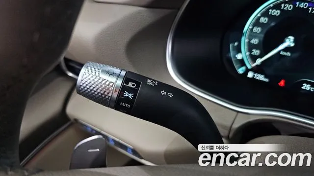 Genesis GV80 2.5T Бензин AWD — Фото автомобиля 25