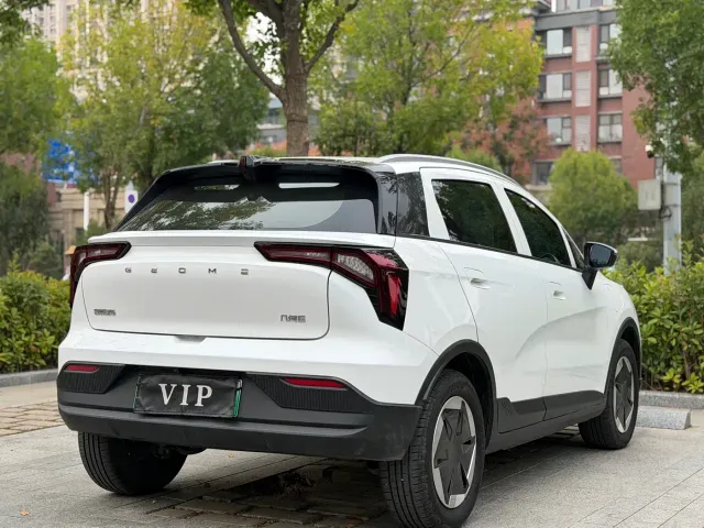 Geely Geometry E Firefly — Фото автомобиля 6