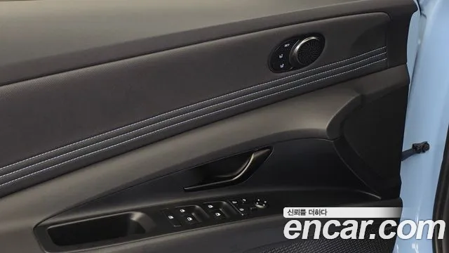 Hyundai AVANTE — Фото автомобиля 18