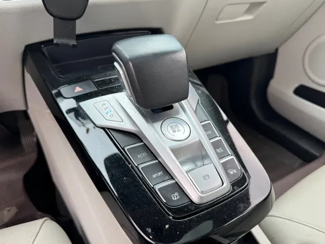 BYD Yuan Pro — Фото автомобиля 7