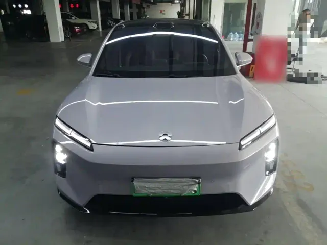 Nio ET5 Touring — Фото автомобиля 2